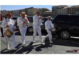 2022 08 défilé lourds Saint Louis