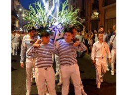 2026-07 Procession aux flambeaux Saint Pierre