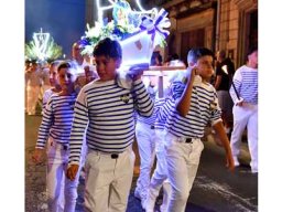 2026-07 Procession aux flambeaux Saint Pierre