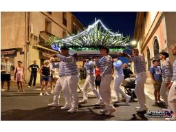 2026-07 Procession aux flambeaux Saint Pierre